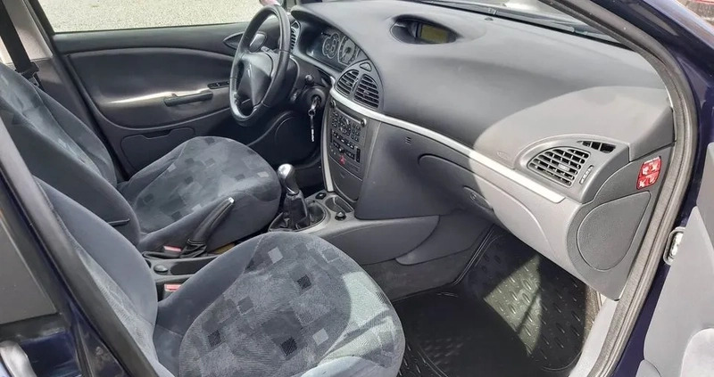 Citroen C5 cena 9900 przebieg: 259300, rok produkcji 2004 z Bielawa małe 92